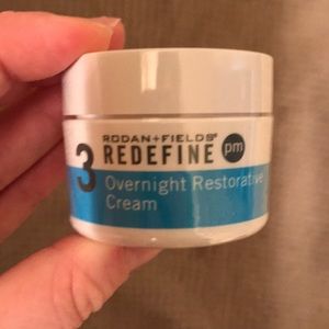 Rodan  fields redefine overnight restorative cream